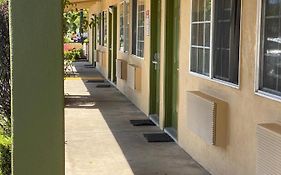 Holiday Motel